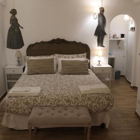 Livia'S Charming Room Trevignano Romano Dış mekan fotoğraf